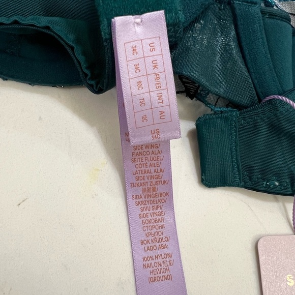 Elegant Lace Bra in Teal and Black - Picture 3 of 8